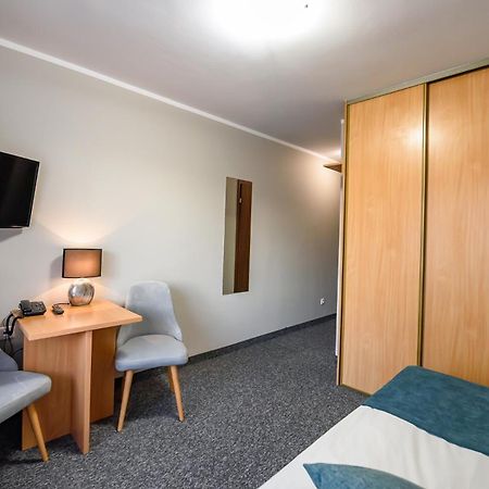 Hotel Osrodek Szkoleniowo Wypoczynkowy Galicya à Krynica-Zdrój Extérieur photo