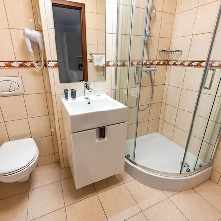 Hotel Osrodek Szkoleniowo Wypoczynkowy Galicya à Krynica-Zdrój Extérieur photo