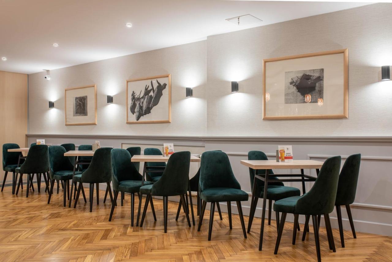 Hotel Osrodek Szkoleniowo Wypoczynkowy Galicya à Krynica-Zdrój Extérieur photo