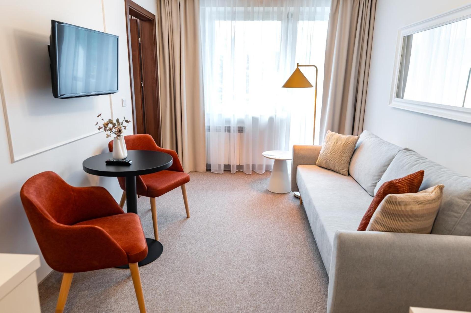 Hotel Osrodek Szkoleniowo Wypoczynkowy Galicya à Krynica-Zdrój Extérieur photo