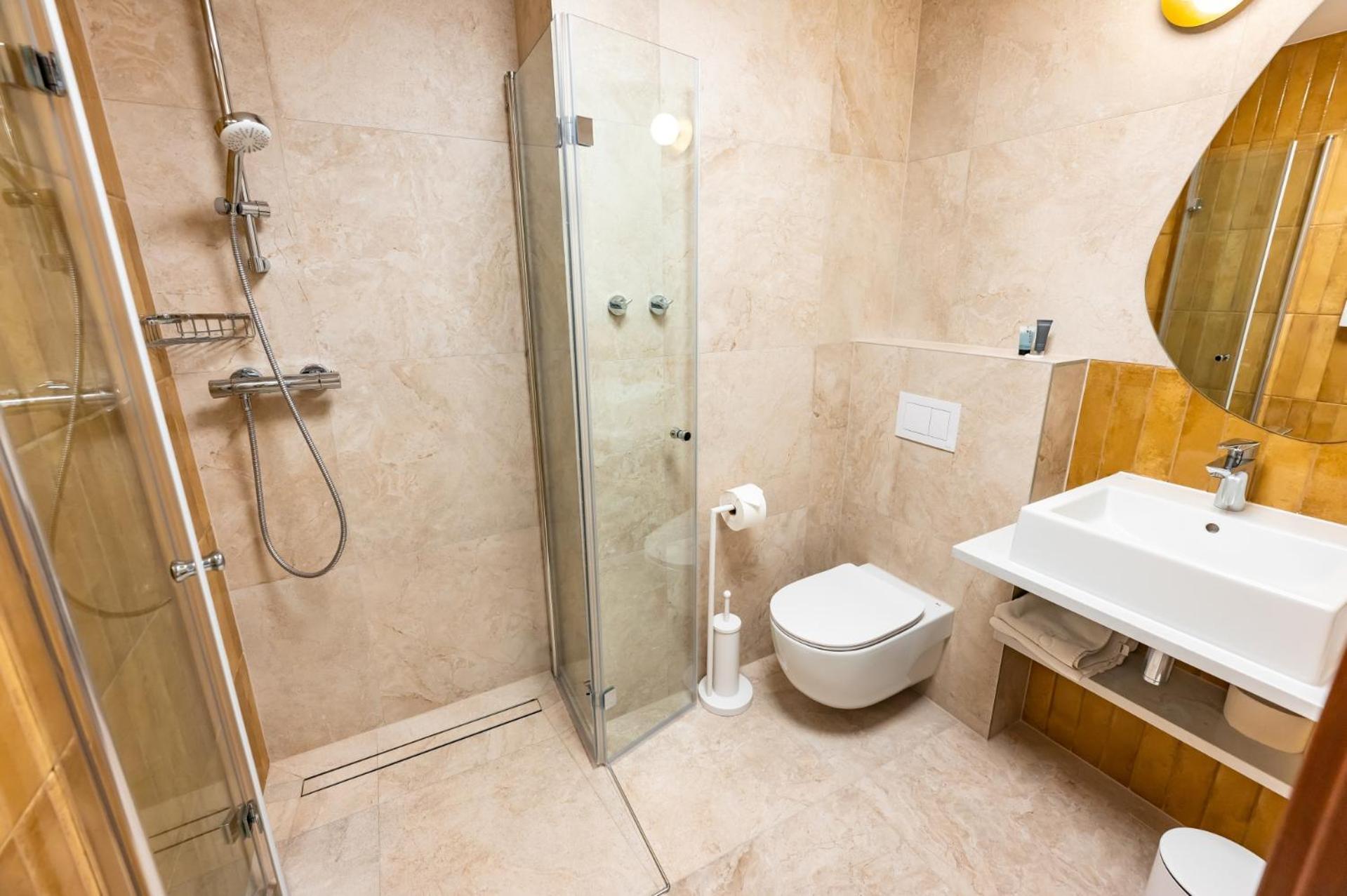 Hotel Osrodek Szkoleniowo Wypoczynkowy Galicya à Krynica-Zdrój Chambre photo