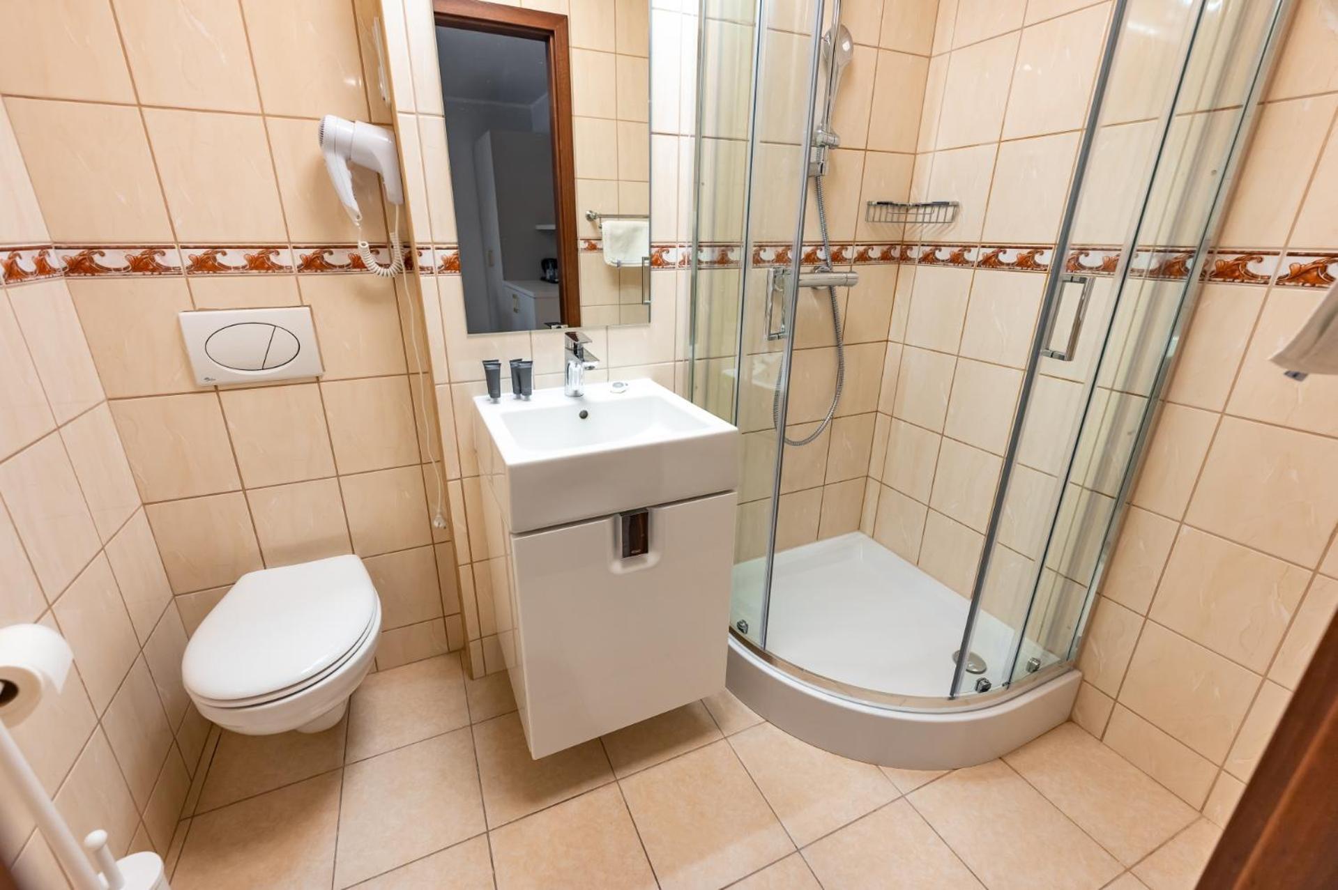 Hotel Osrodek Szkoleniowo Wypoczynkowy Galicya à Krynica-Zdrój Extérieur photo